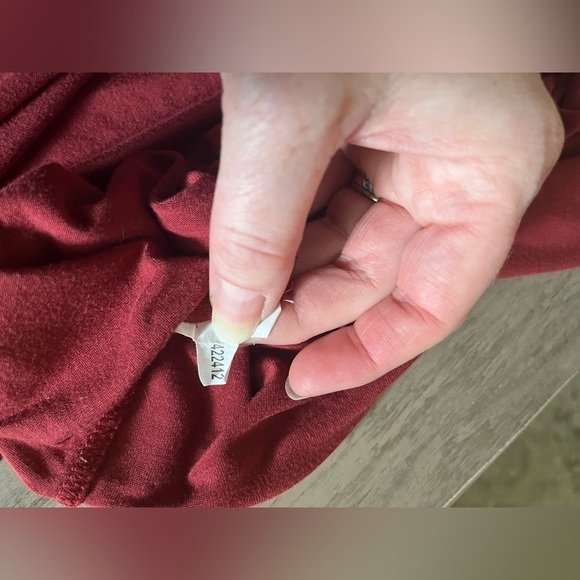 Love & Legend Short Sleeve Scoop Neck Shirt X - Picture 6 of 7